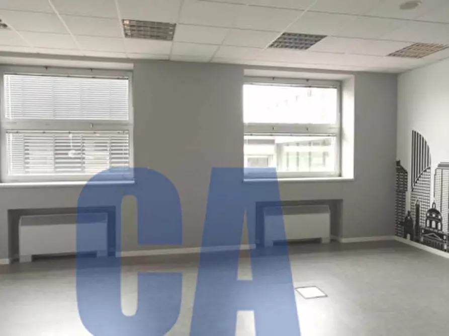 Immagine 3 di Ufficio in affitto  in VIA GROSIO a Milano