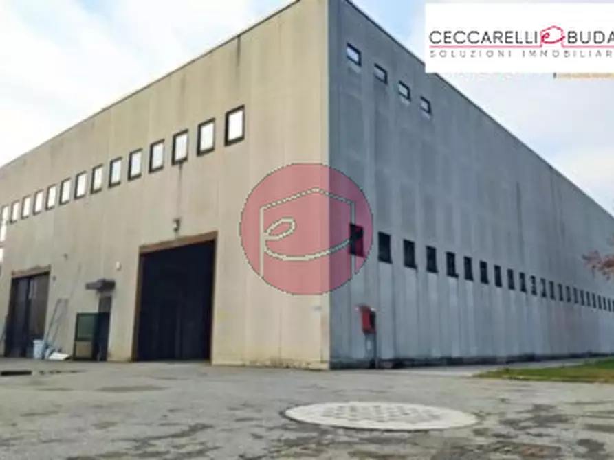 Immagine 1 di Capannone industriale in vendita  a Cesena