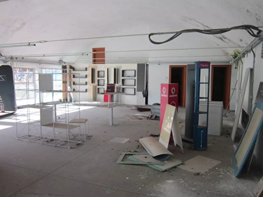 Immagine 4 di Ufficio in vendita  in Via Praes 67 a Odolo