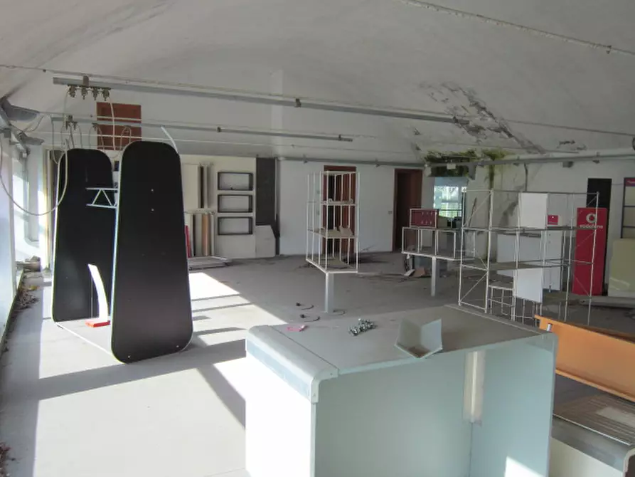 Immagine 5 di Ufficio in vendita  in Via Praes 67 a Odolo