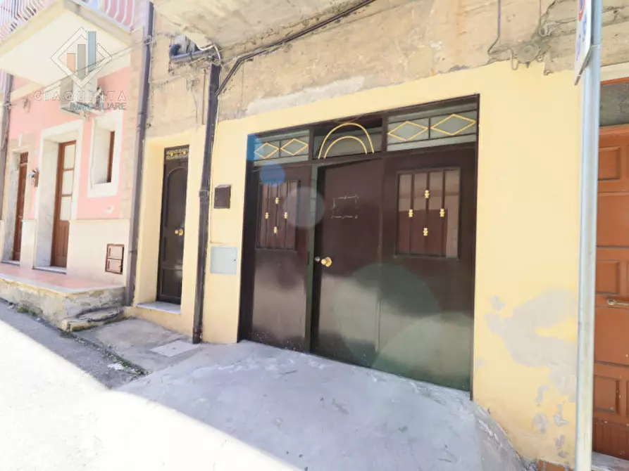 Immagine 20 di Casa indipendente in vendita  in Via Delle Cave n 258 a Palagonia