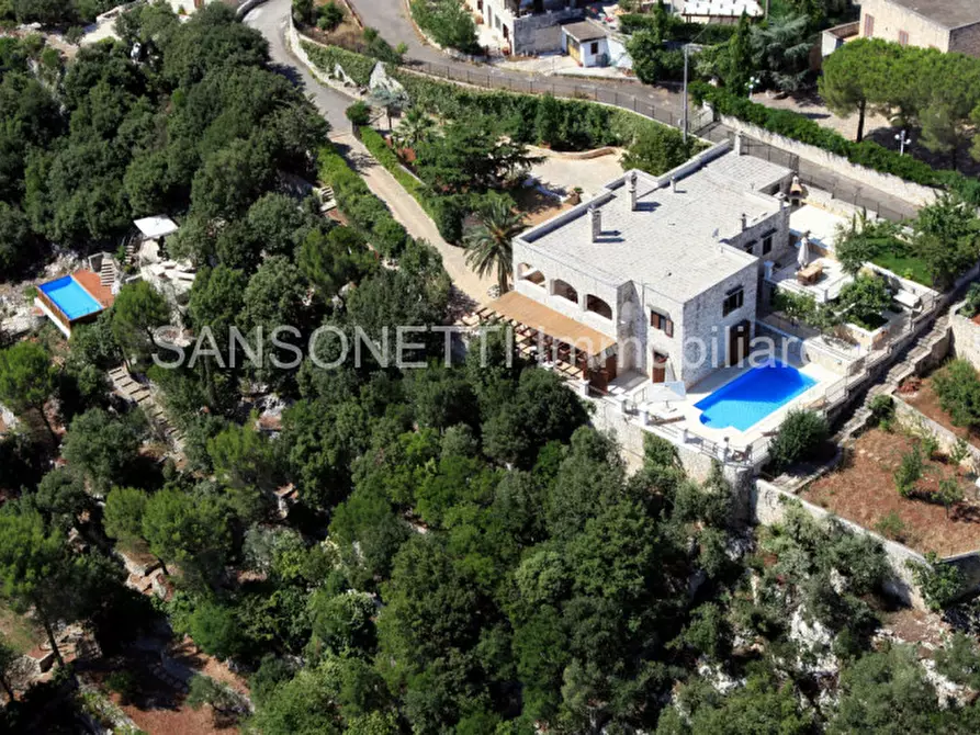 Immagine 2 di Villa in vendita  in OTNY a Fasano