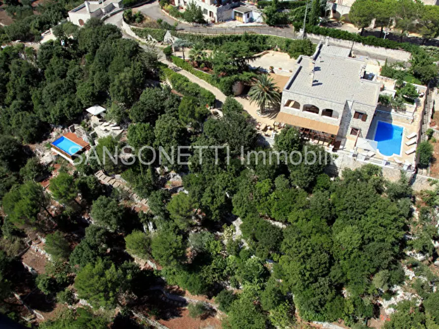 Immagine 3 di Villa in vendita  in OTNY a Fasano