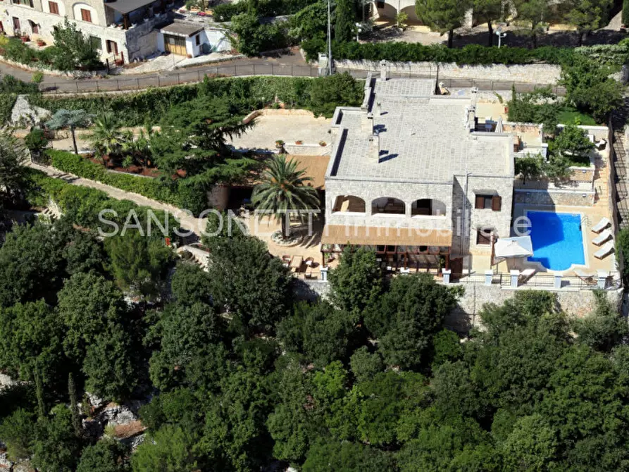 Immagine 4 di Villa in vendita  in OTNY a Fasano