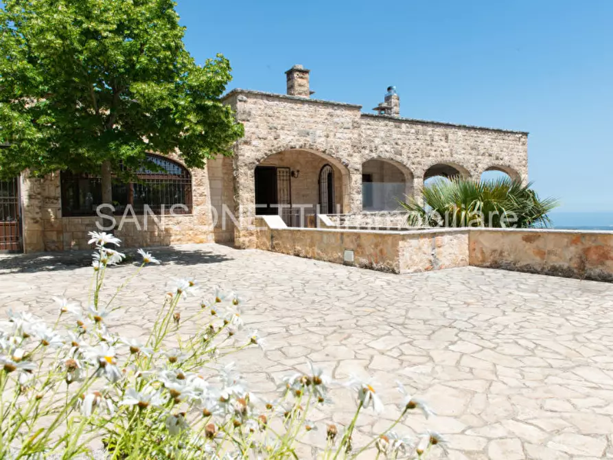 Immagine 8 di Villa in vendita  in OTNY a Fasano