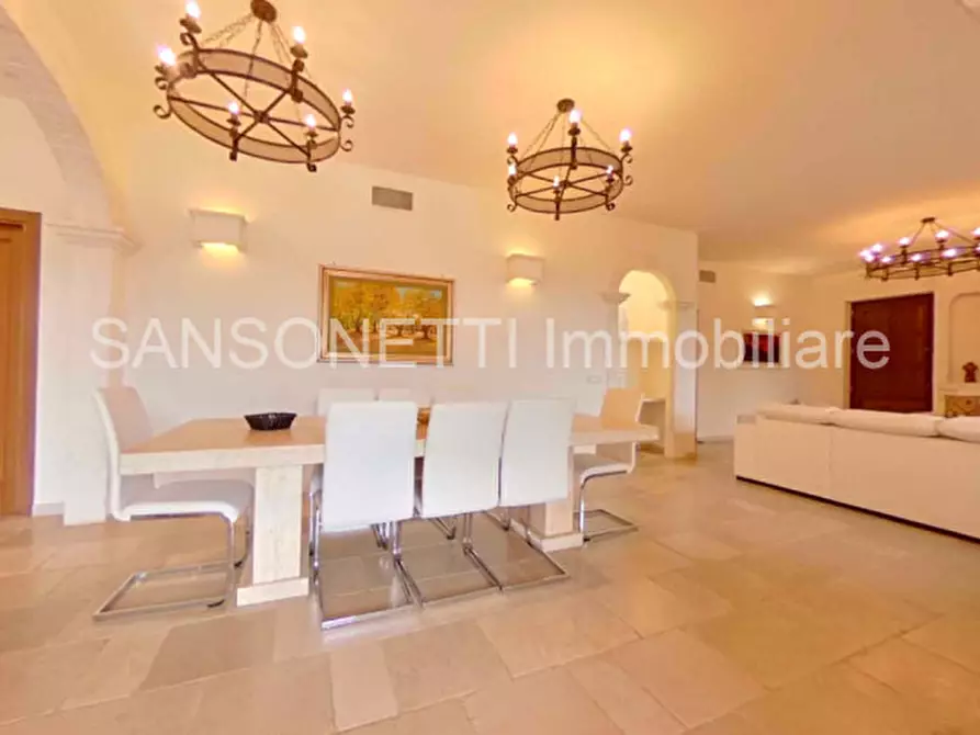 Immagine 12 di Villa in vendita  in OTNY a Fasano