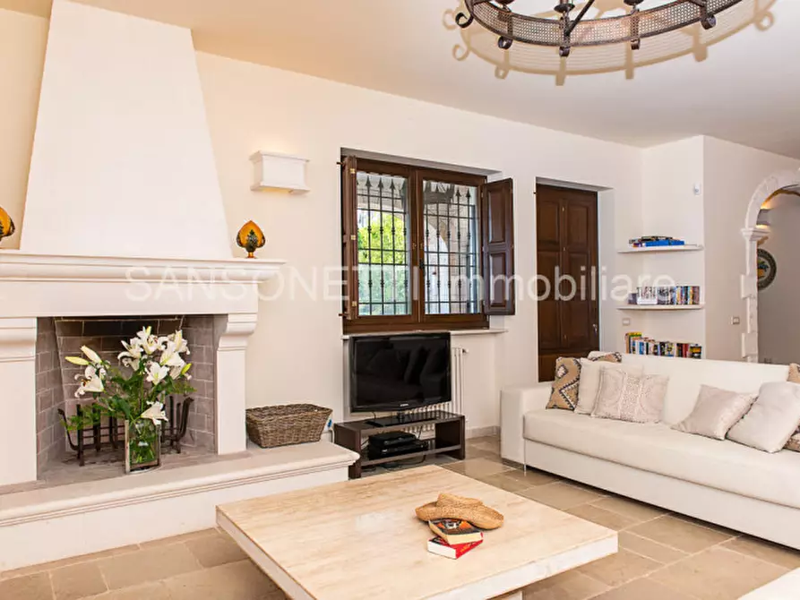 Immagine 21 di Villa in vendita  in OTNY a Fasano