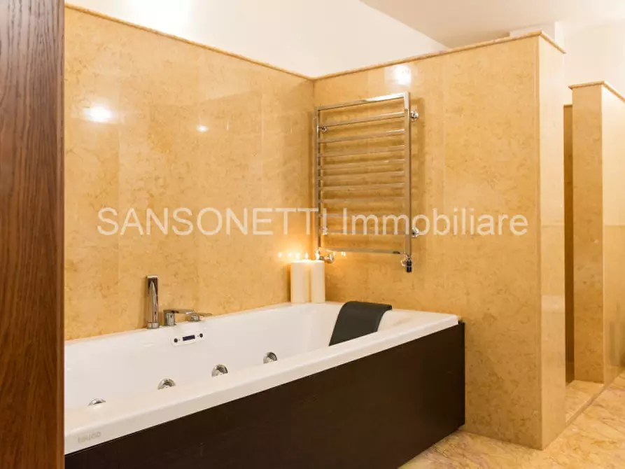 Immagine 36 di Villa in vendita  in OTNY a Fasano