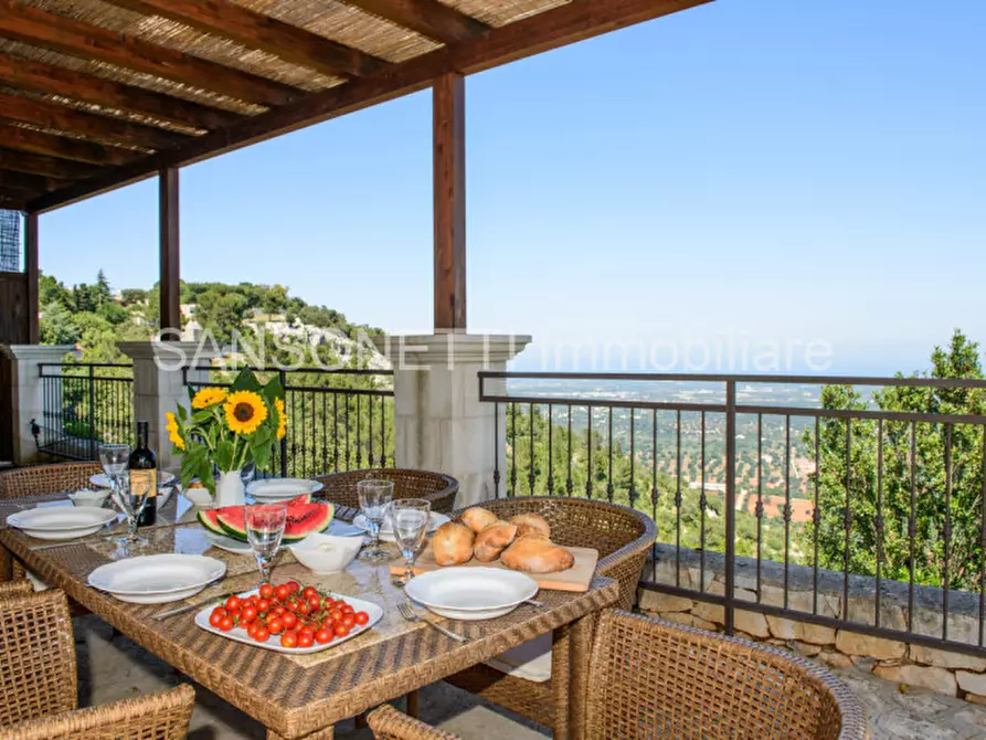 Immagine 52 di Villa in vendita  in OTNY a Fasano