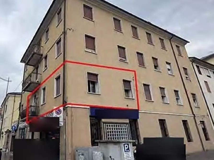 Immagine 1 di Appartamento in vendita  in CORSO SANTI FELICE E FORTUNATO 108 a Vicenza