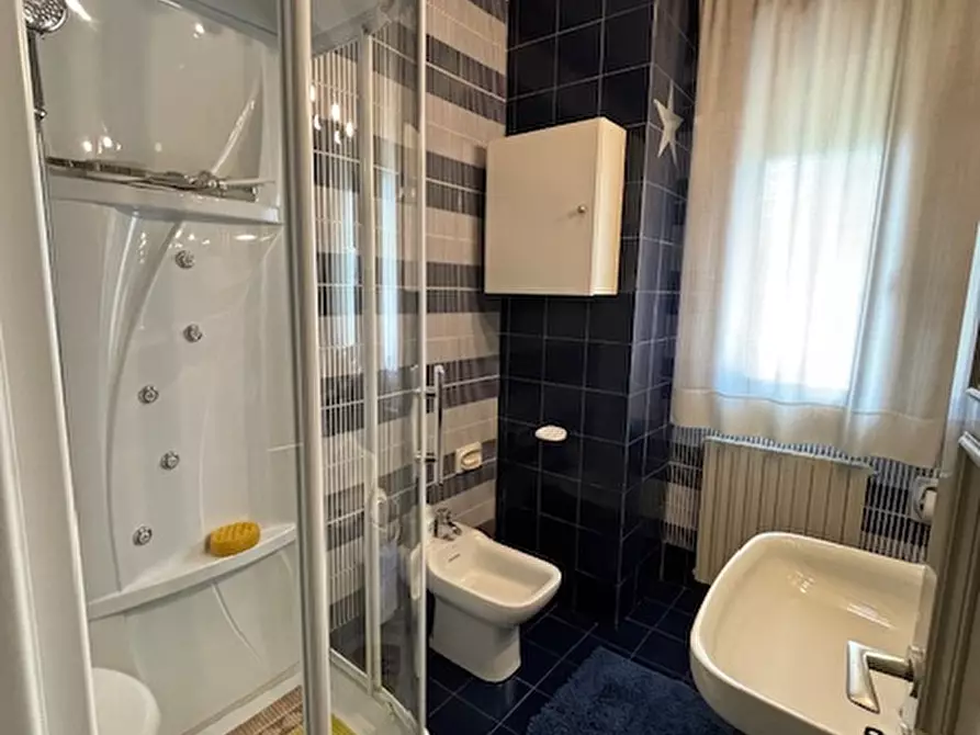 Immagine 27 di Villa in vendita  in via Bordone a Padova