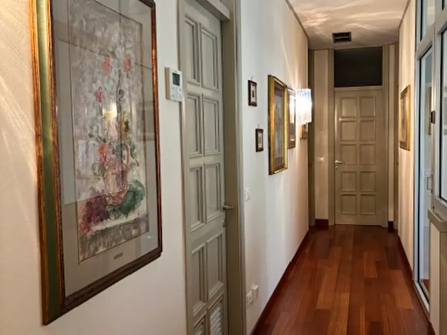 Immagine 30 di Villa in vendita  in via Bordone a Padova