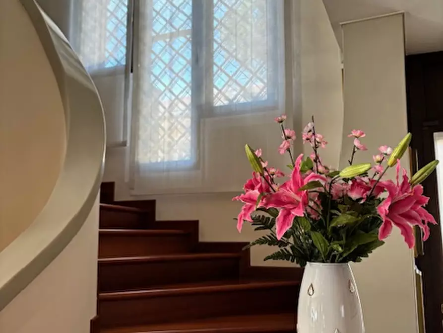 Immagine 32 di Villa in vendita  in via Bordone a Padova