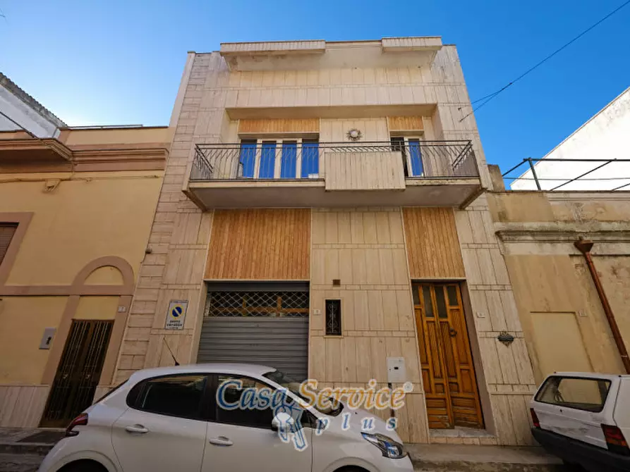 Immagine 2 di Casa indipendente in vendita  in Via Crispi, 73052 Parabita LE, Italia a Parabita
