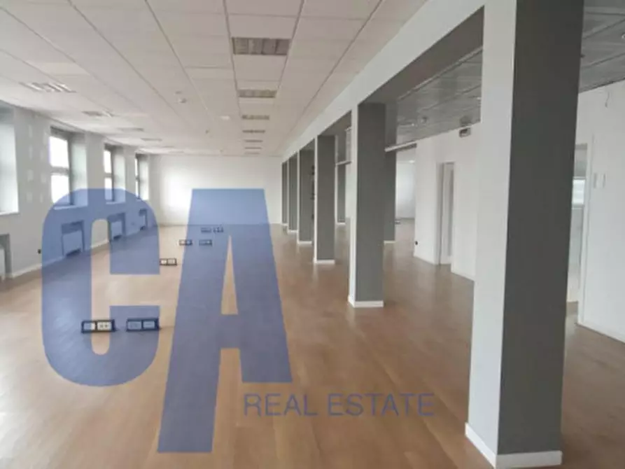 Immagine 1 di Ufficio in affitto  in VIA GROSIO a Milano