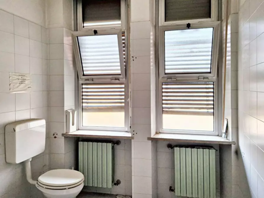 Immagine 16 di Ufficio in vendita  in Viale Trieste, N. 18 a Rovigo