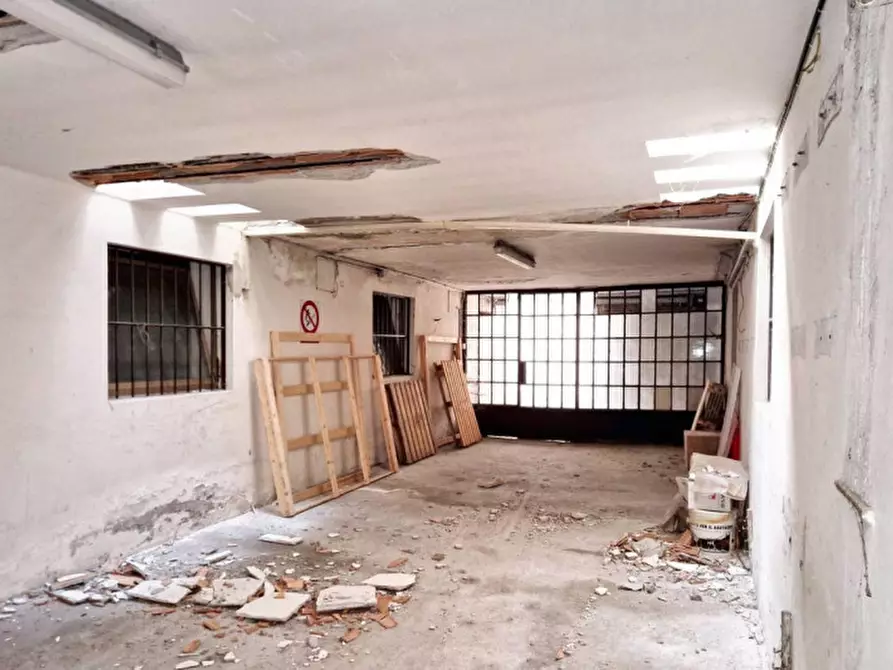 Immagine 27 di Ufficio in vendita  in Viale Trieste, N. 18 a Rovigo