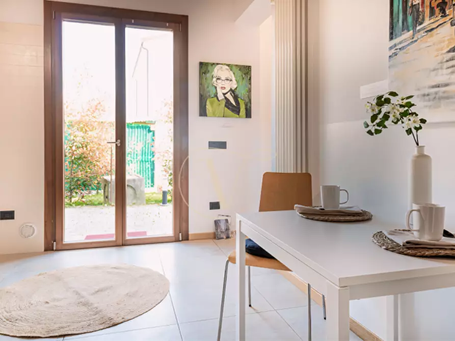 Immagine 4 di Villa in vendita  in Via Torre 59 a Padova