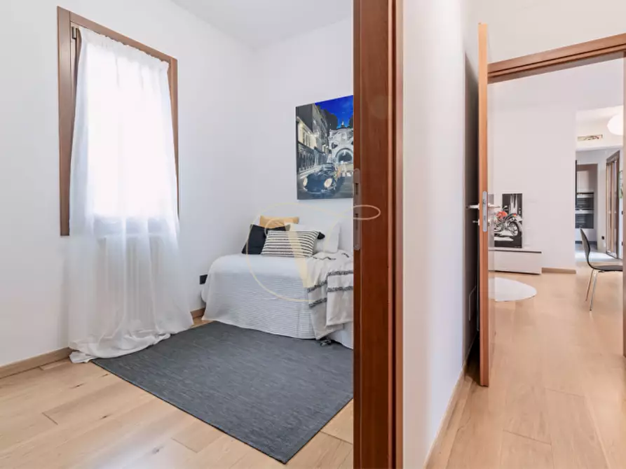 Immagine 15 di Villa in vendita  in Via Torre 59 a Padova