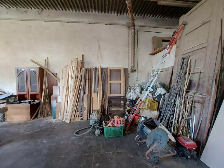 Immagine 15 di Capannone industriale in vendita  in Località Pianello - Strada dell'artigianato, N. SNC a Castiglione In Teverina