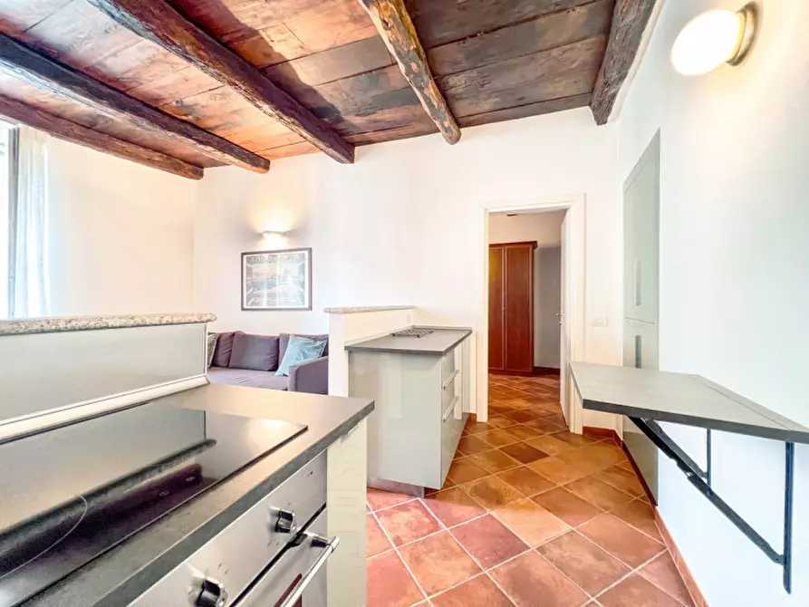 Immagine 9 di Appartamento in vendita  in via Albertoletti a Orta San Giulio