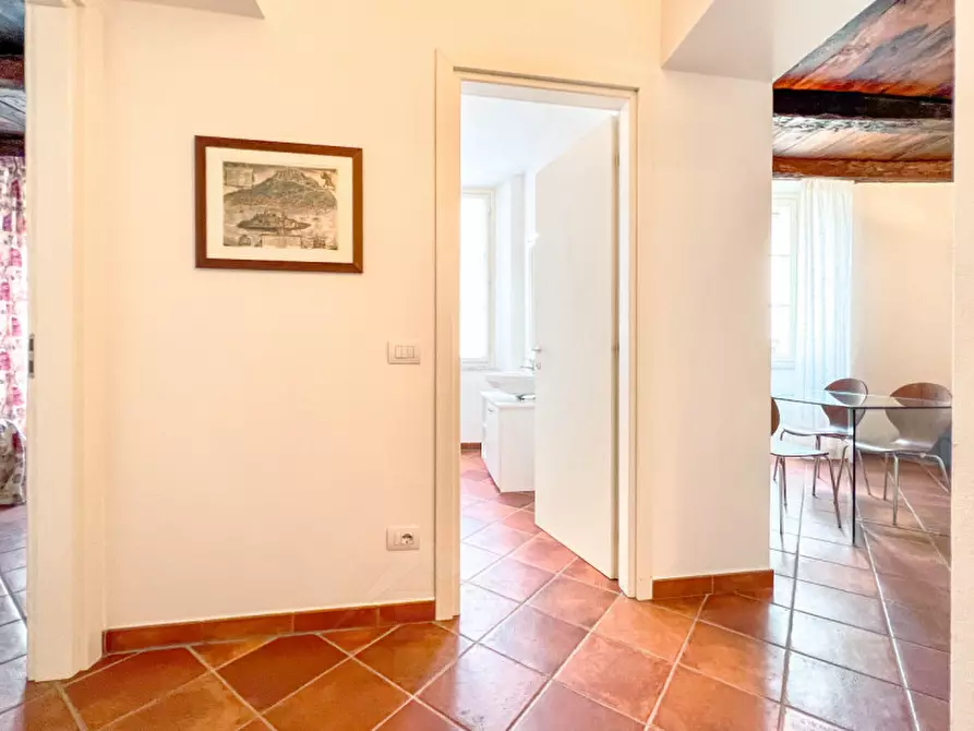 Immagine 16 di Appartamento in vendita  in via Albertoletti a Orta San Giulio