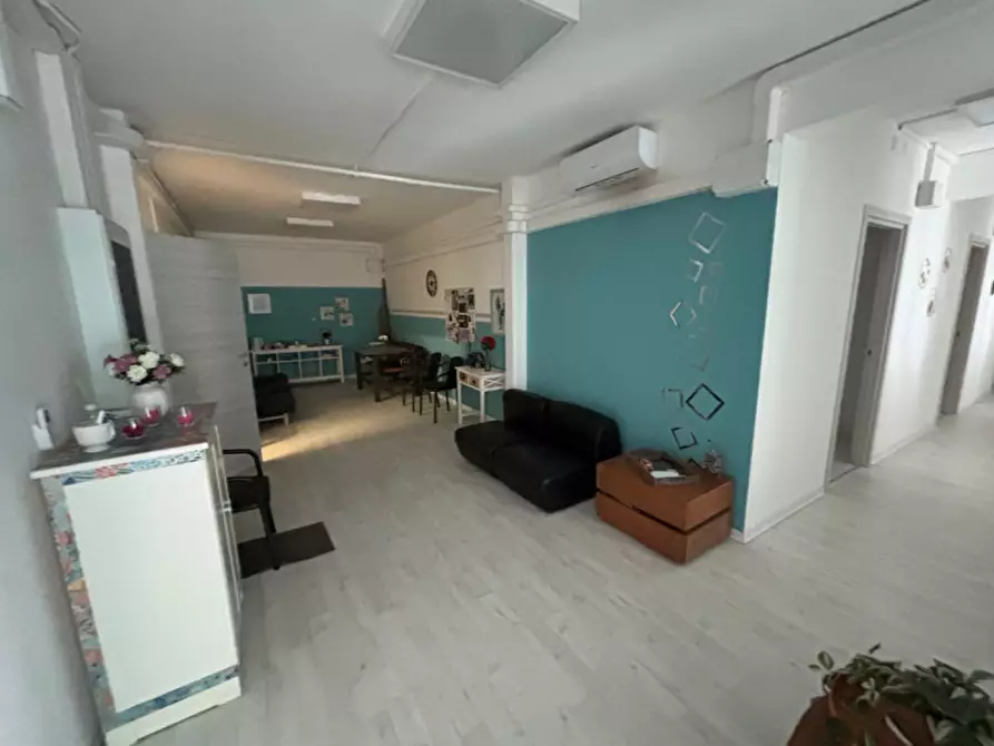 Immagine 3 di Laboratorio in affitto  in VIA LORENZO DI CREDI a Firenze