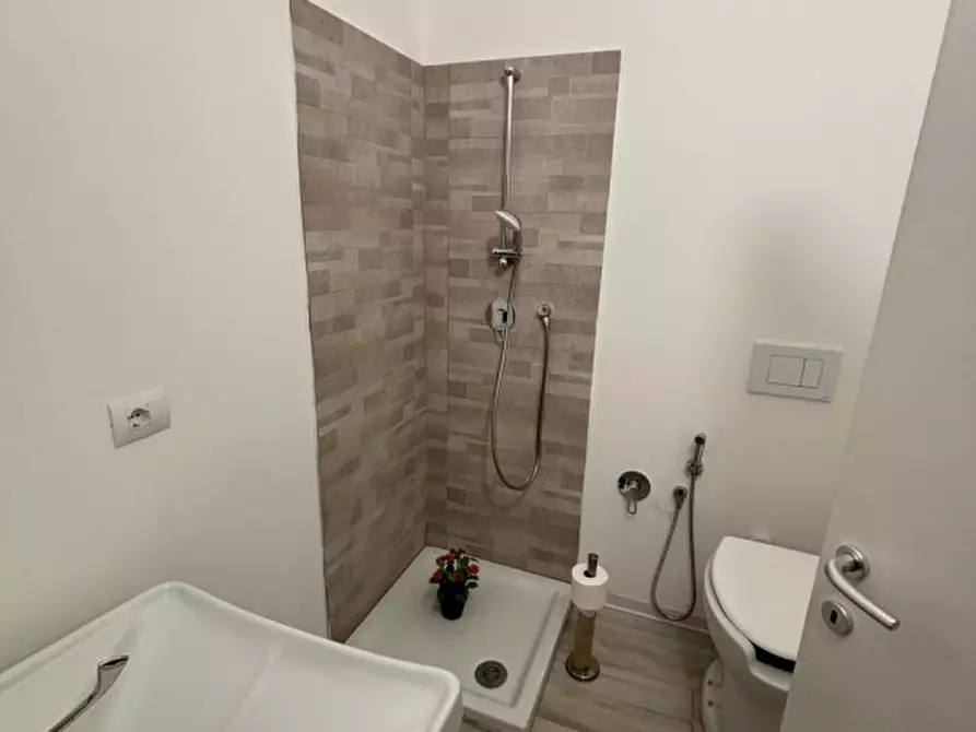 Immagine 11 di Laboratorio in affitto  in VIA LORENZO DI CREDI a Firenze