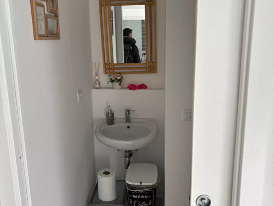 Immagine 12 di Laboratorio in affitto  in VIA LORENZO DI CREDI a Firenze