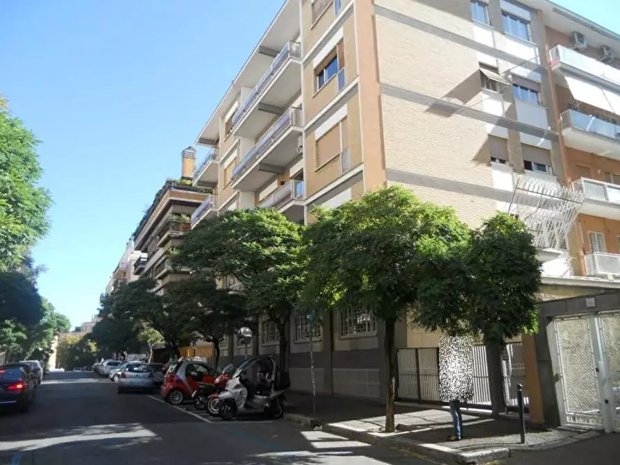Immagine 1 di Appartamento in vendita  in VIA DI TOR FIORENZA a Roma