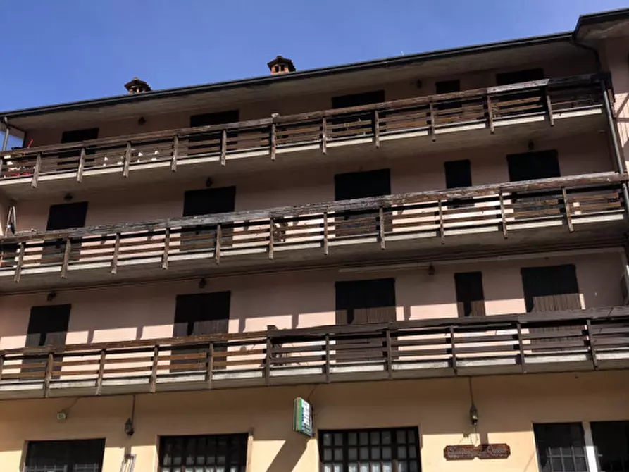 Immagine 17 di Appartamento in vendita  in Via Castiglioni 46 a Collio