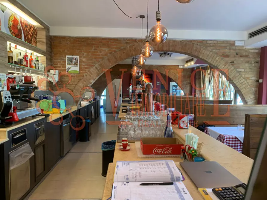 Immagine 9 di Attività commerciale in vendita  a Mira