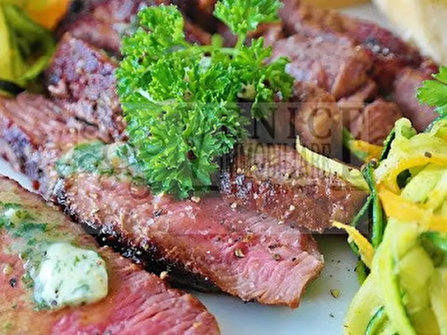 Immagine 12 di Attività commerciale in vendita  a Mira