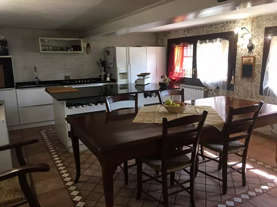 Immagine 15 di Villa in vendita  a Mira