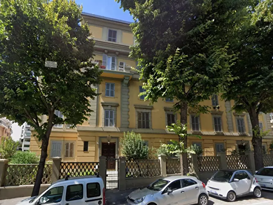 Immagine 1 di Appartamento in vendita  in Viale delle Medaglie d'Oro a Roma