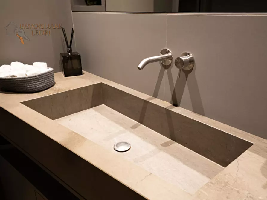 Immagine 47 di Appartamento in vendita  in Via San Michele alla Porta a Verona