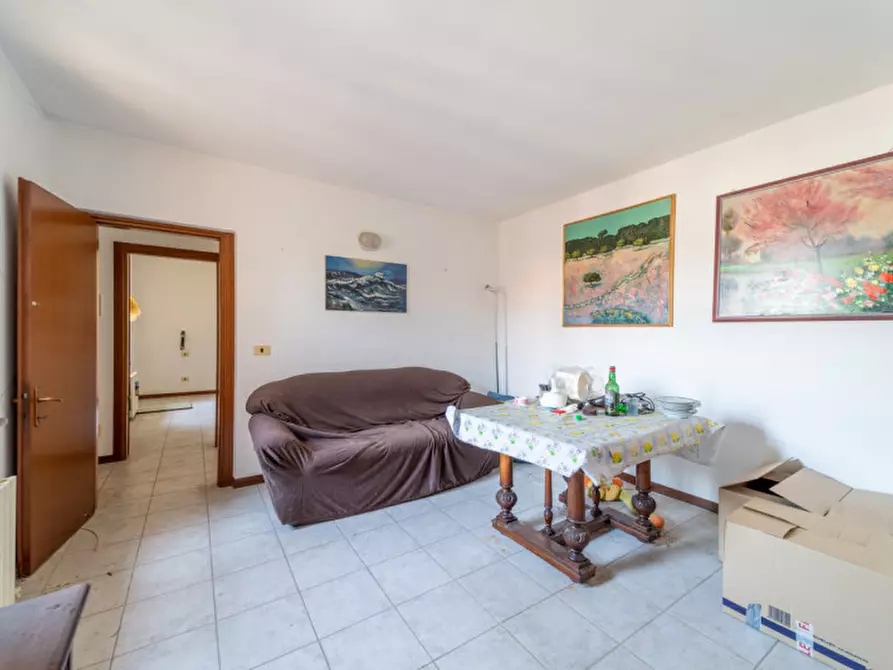 Immagine 3 di Appartamento in vendita  in Via Ghiare a Montechiarugolo