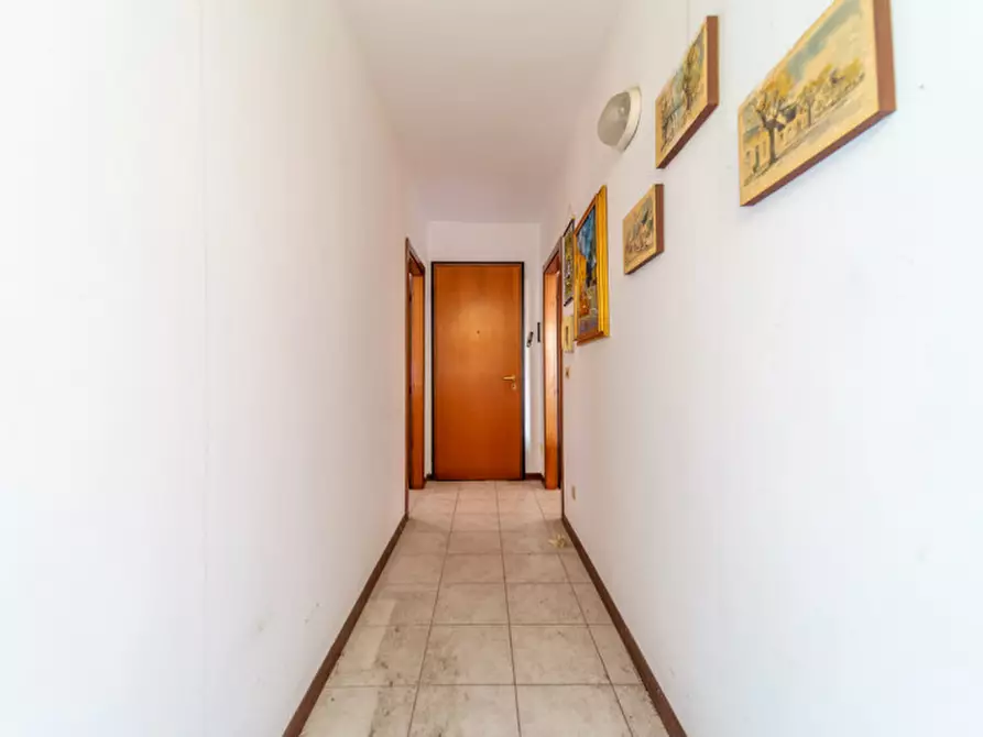 Immagine 10 di Appartamento in vendita  in Via Ghiare a Montechiarugolo