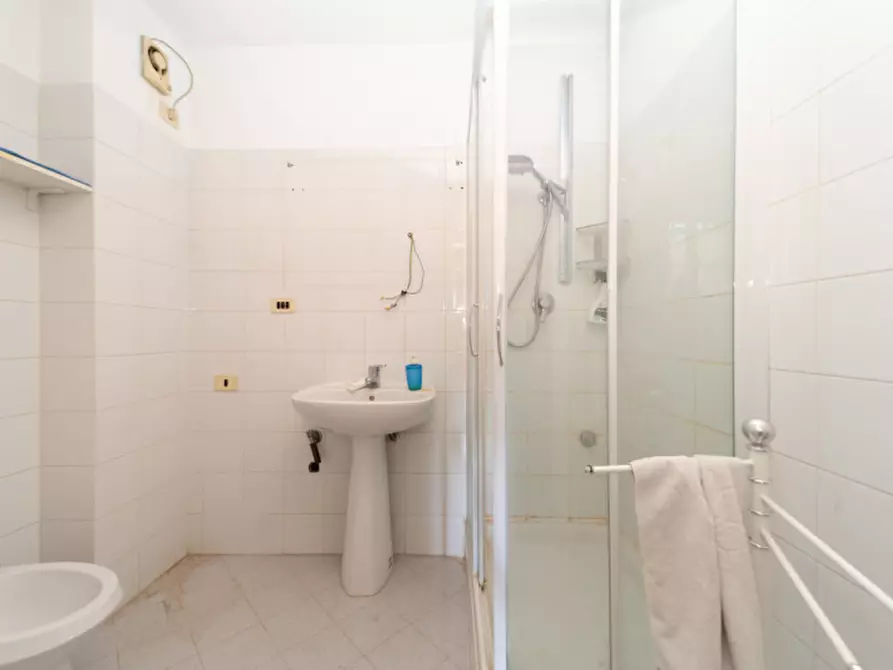 Immagine 11 di Appartamento in vendita  in Via Ghiare a Montechiarugolo