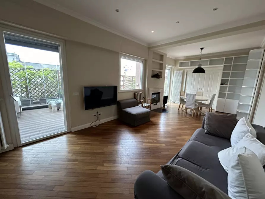 Immagine 2 di Attico in affitto  in Via Ferdinando Pinelli a Roma