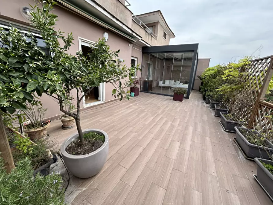 Immagine 6 di Attico in affitto  in Via Ferdinando Pinelli a Roma