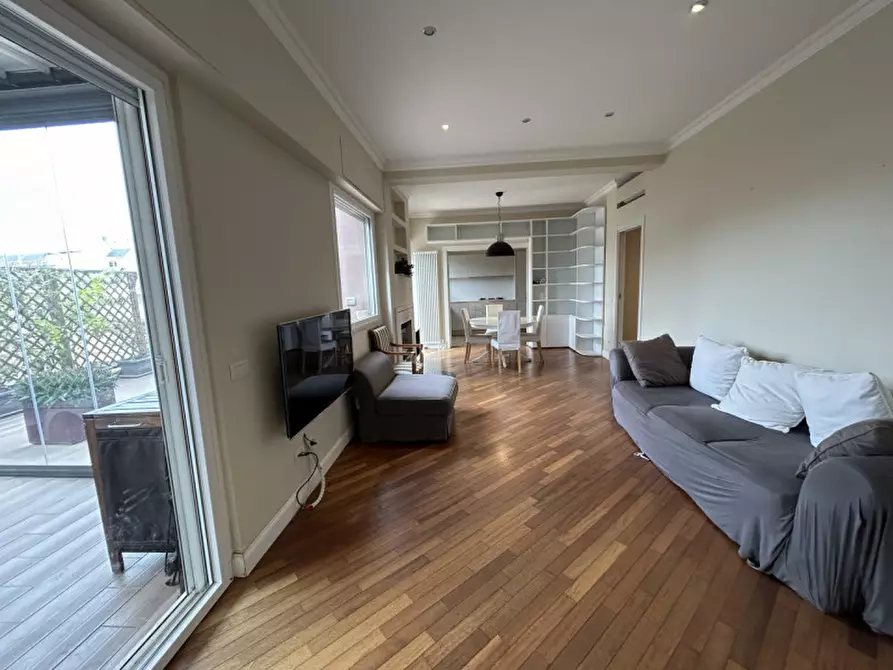 Immagine 21 di Attico in affitto  in Via Ferdinando Pinelli a Roma