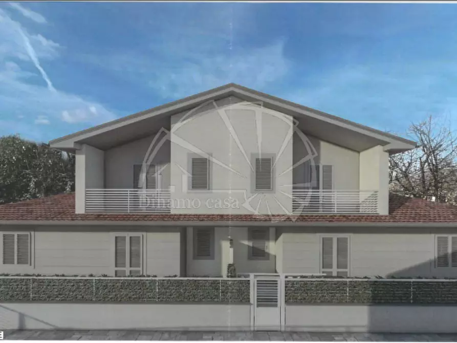 Immagine 3 di Villa in vendita  a Prato