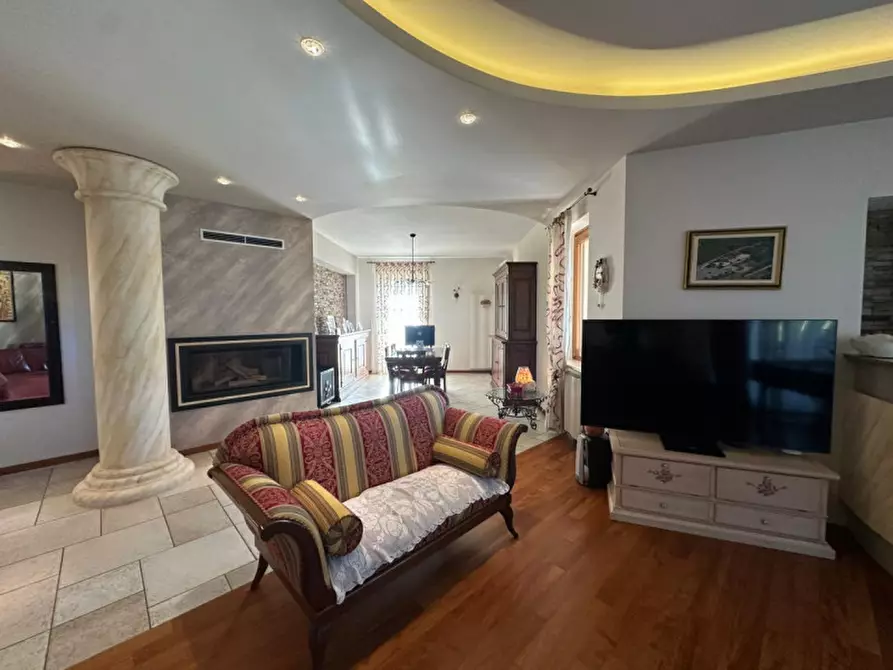 Immagine 12 di Casa bifamiliare in vendita  in Via Casteggioni a Colognola Ai Colli