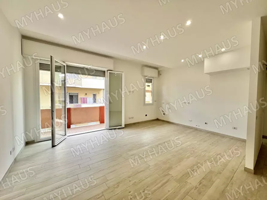 Immagine 1 di Appartamento in vendita  in Lungomare Grazia Deledda 108 a Cervia