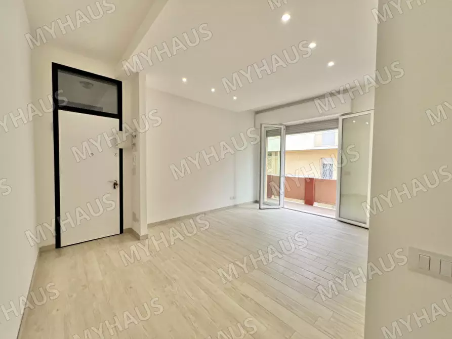 Immagine 1 di Appartamento in vendita  in Lungomare Grazia Deledda 108 a Cervia