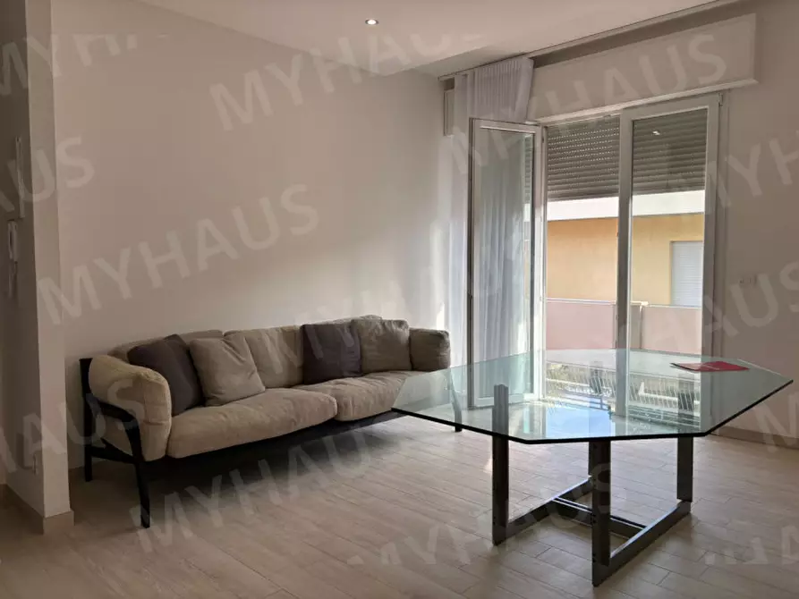 Immagine 20 di Appartamento in vendita  in Lungomare Grazia Deledda 108 a Cervia