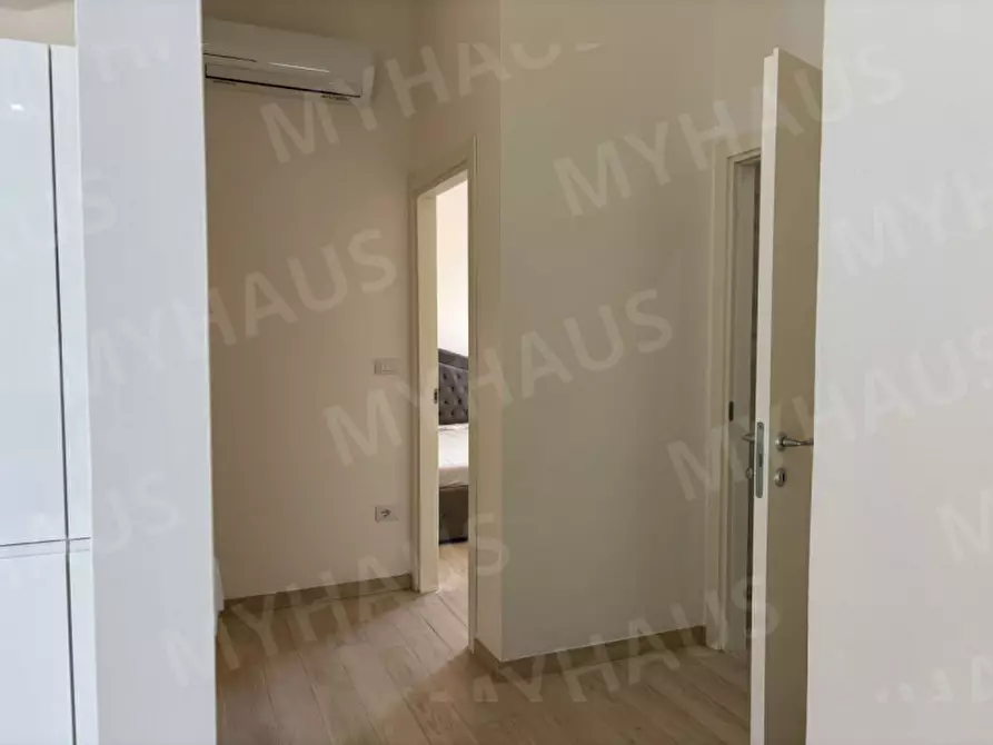 Immagine 33 di Appartamento in vendita  in Lungomare Grazia Deledda 108 a Cervia