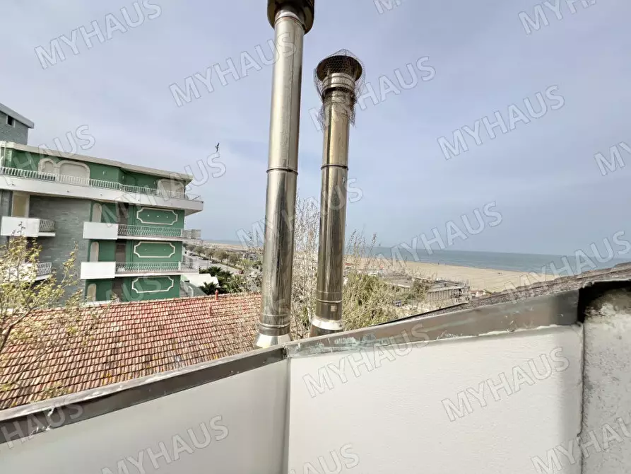 Immagine 23 di Appartamento in vendita  in grazia deledda 108 a Cervia