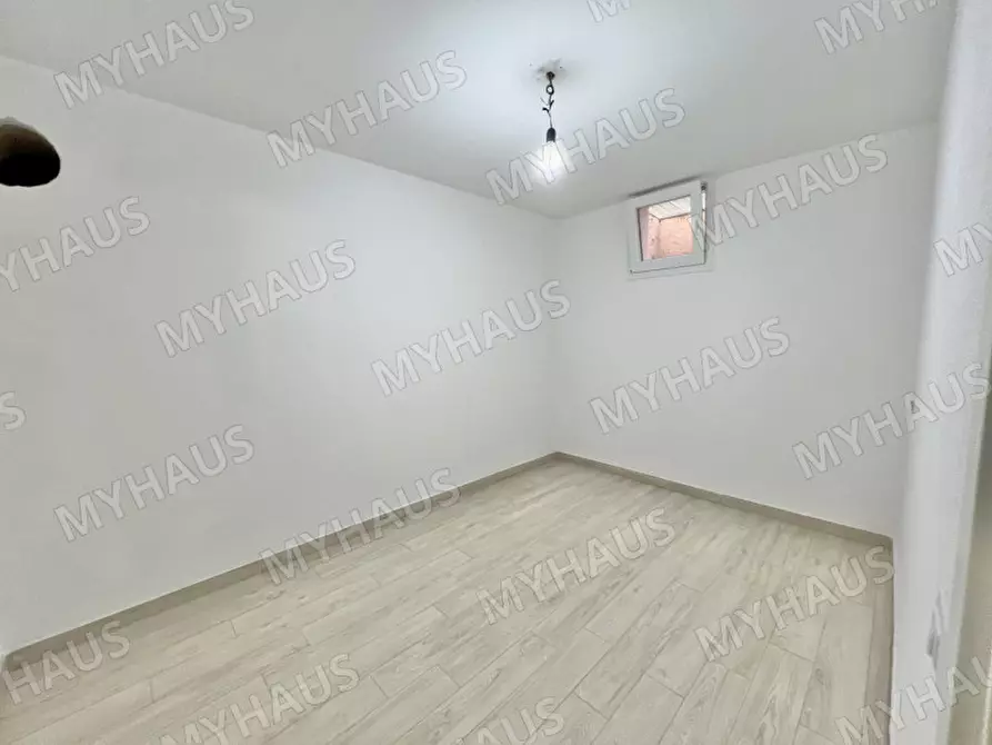 Immagine 3 di Cantina in vendita  in grazia deledda 108 a Cervia